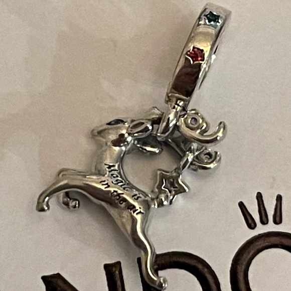 New Authentic Pandora Magical Christmas Reindeer dangle charm - Picture 4 of 4